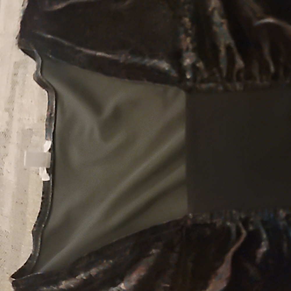 OCOTE VELVET TOP - Picture 2 of 4